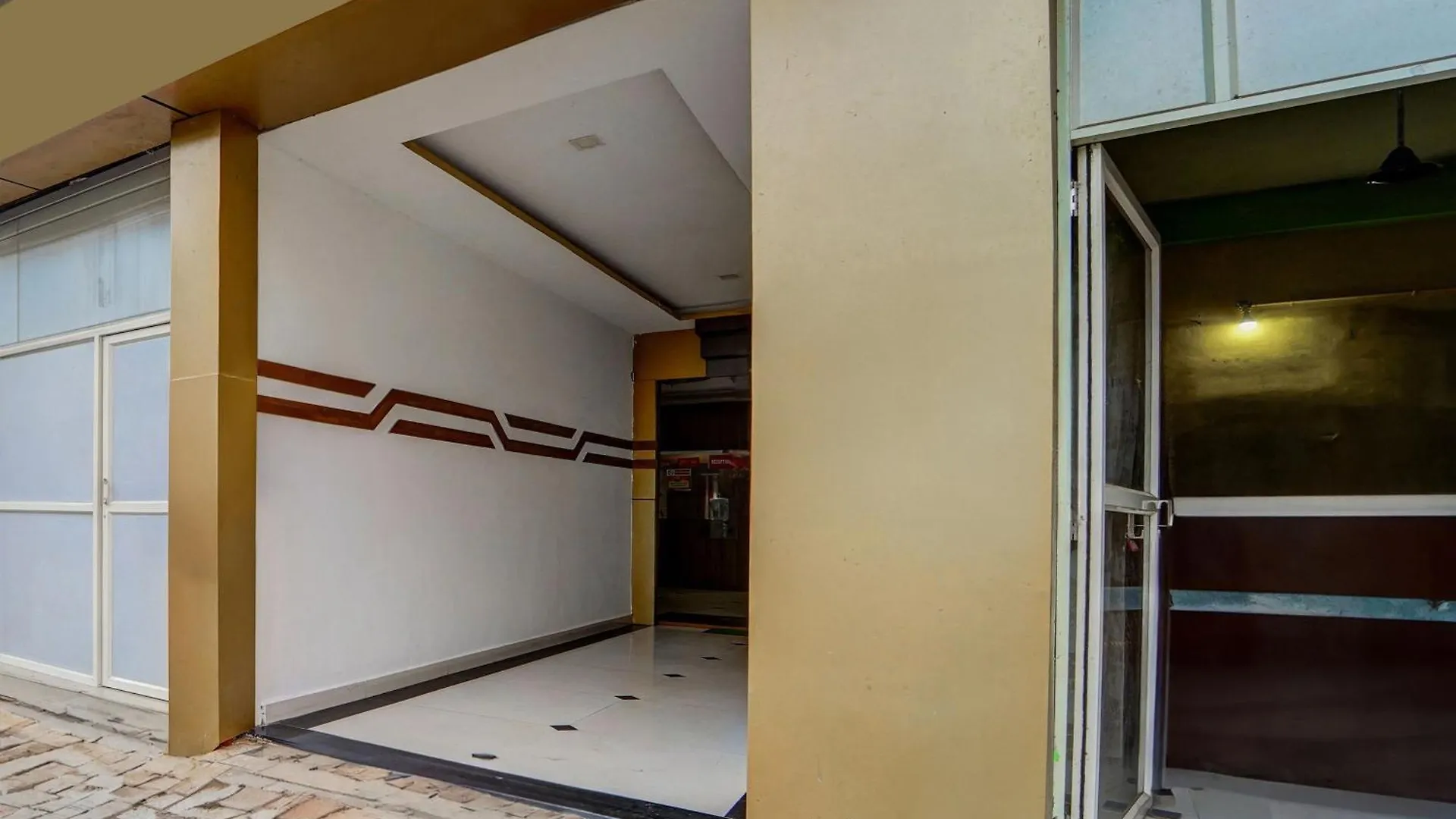 Super Hotel O Kottayam Near Caritas Hospital