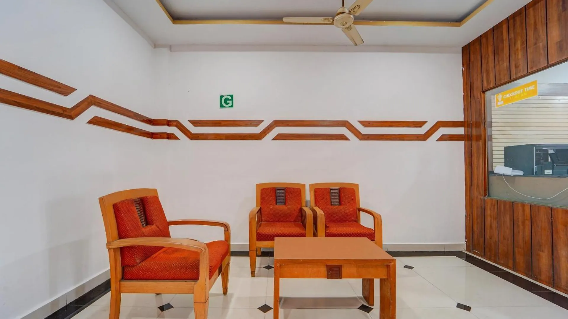 Super Hotel O Kottayam Near Caritas Hospital Indien