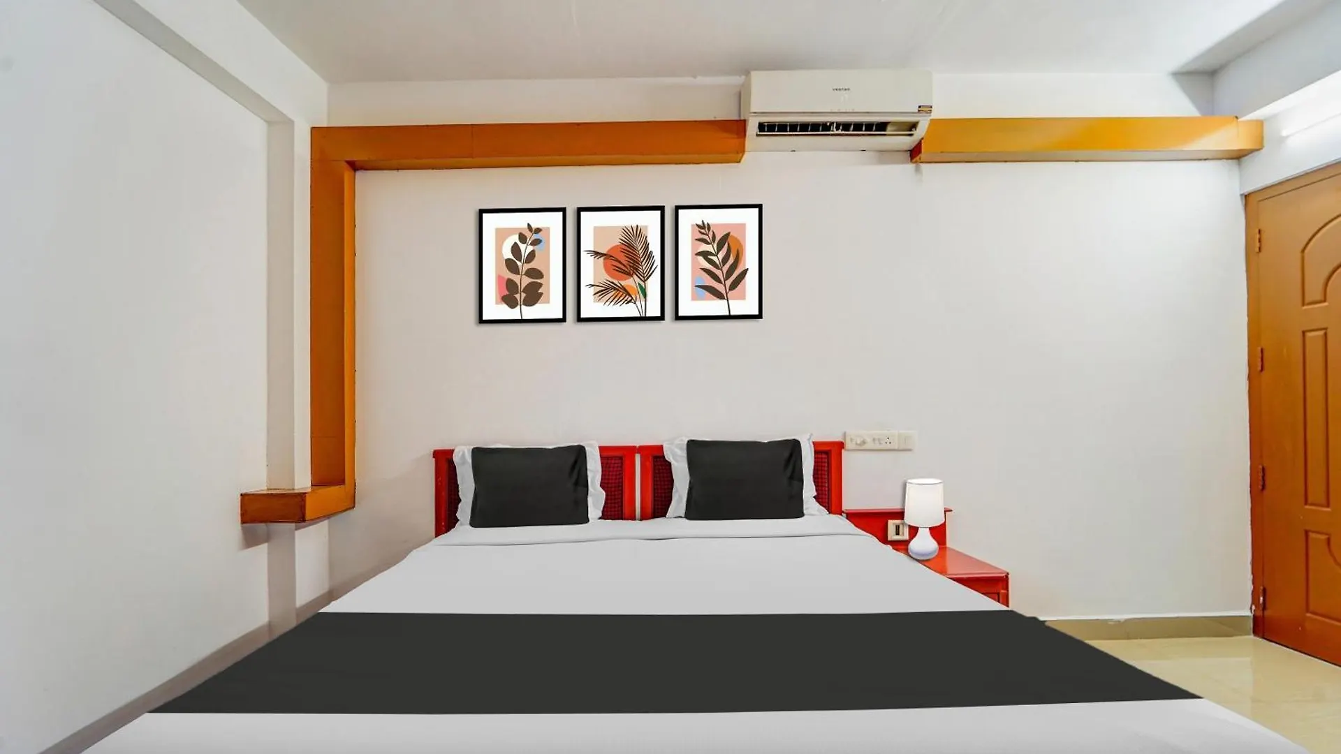 Super Hotel O Kottayam Near Caritas Hospital